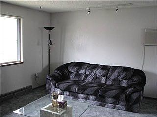 3rd image of 3914 E Bridgeport Ave