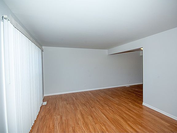4th image of 6 Wildwood Ln Unit G