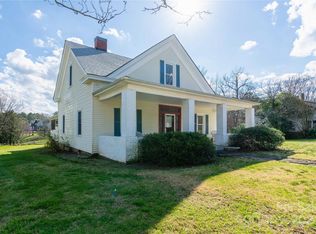 206 E Allenton St, Mount Gilead, NC 27306