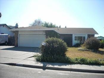 2nd image of 2773 Mankas Blvd