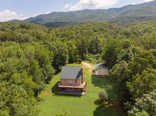 210 Braxton Dr, Buchanan, VA 24066
