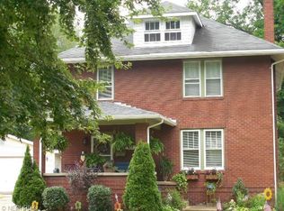 625 Cambridge Rd, Coshocton, OH 43812