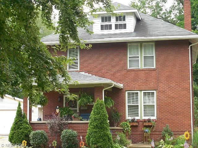 625 Cambridge Rd photo 1