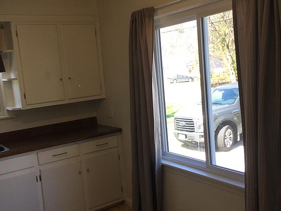 5th image of 1582 Idlewood Ave