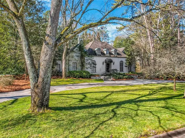 1055 Foxcroft Rd NW, Atlanta, GA 30327