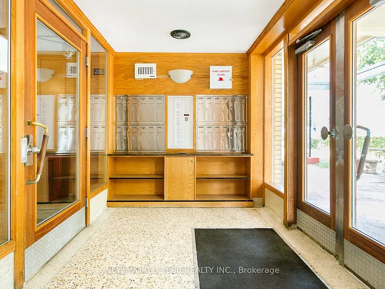 190 Cosburn Ave #408 — Photo 7