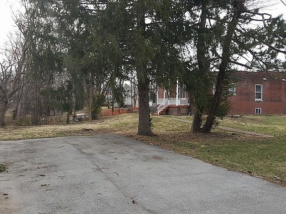 3rd image of 4336 Edgewood Blvd