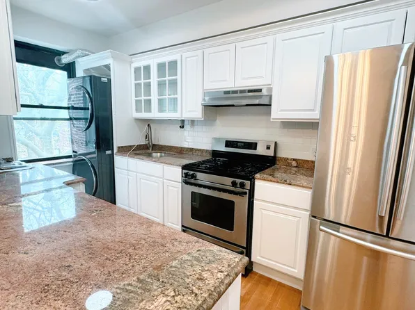 22-27 76th St #3B, East Elmhurst, NY 11370