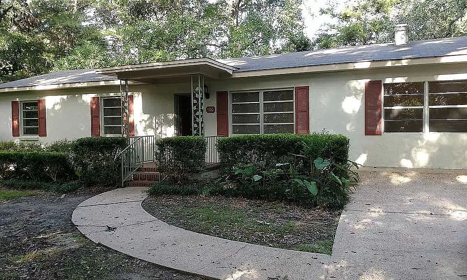 1st image of 506 Leisure Ln