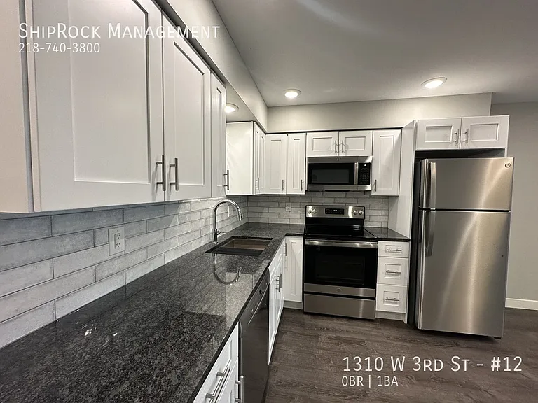 1310 W 3rd St #12 — Photo 8