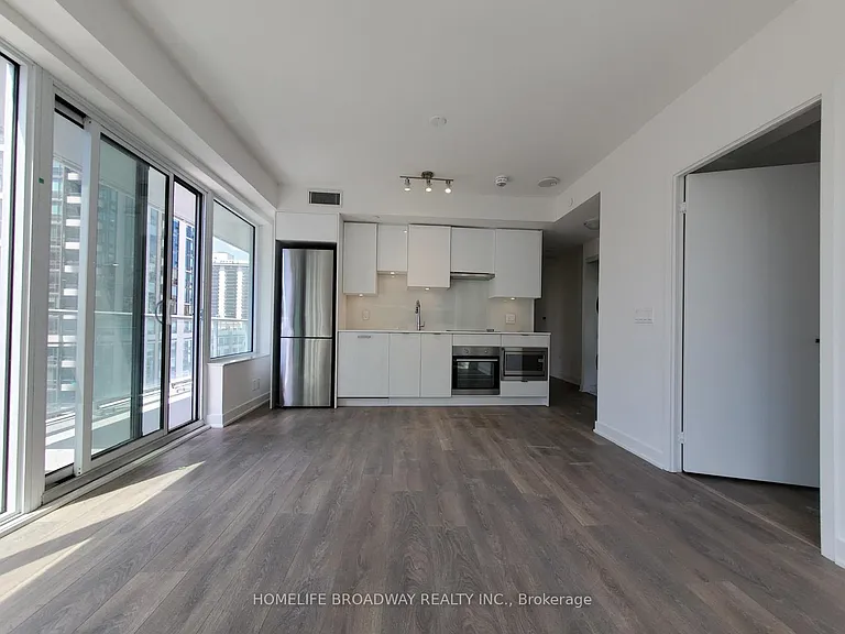 99 Broadway Ave #909 — Photo 5