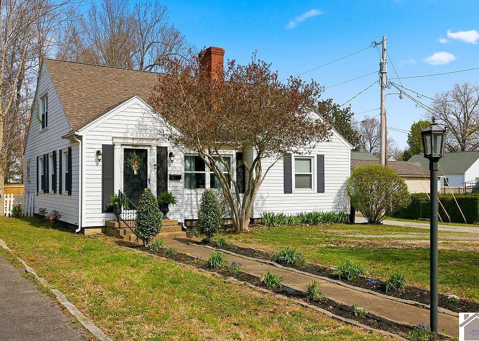 1st image of 327 Friedman Ave