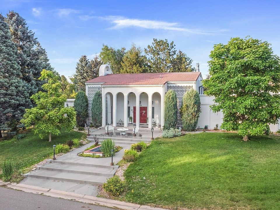 1st image of 1922 26th Ave