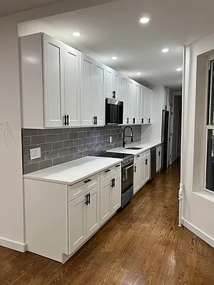 Rented by REAL New York | media 2