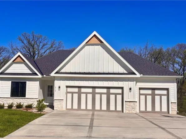 812 Foxglove Ln, Kearney, MO 64060