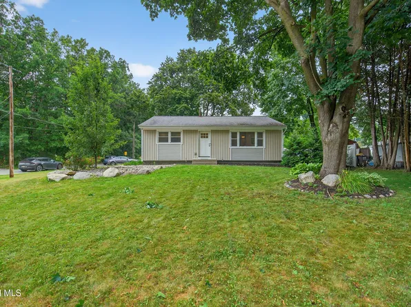 55 Crescent Avenue, Saratoga Springs, NY 12866