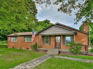 392 Gilbert Rd, Statesville, NC 28677