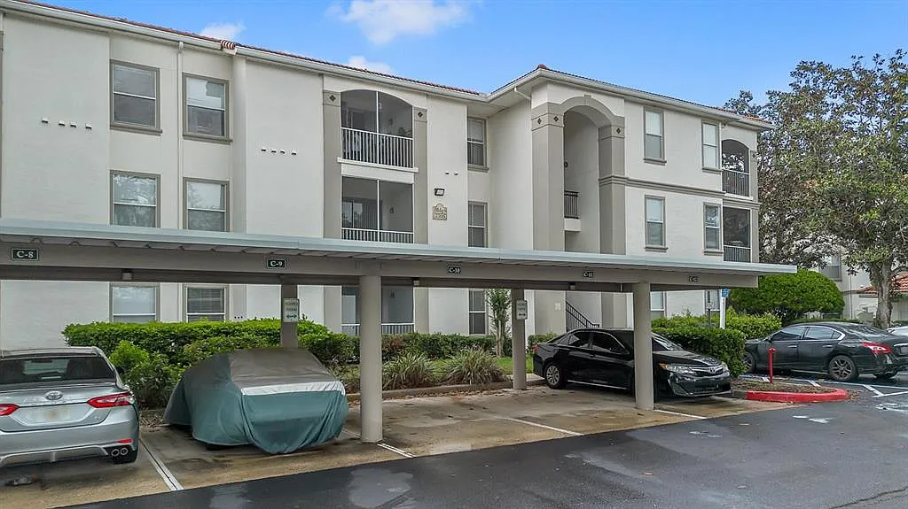 2 bed, 2.0 bath, 1009 sqft, $1,695 — Photo 1