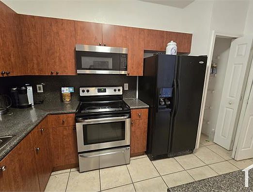 1st image of 2955 SE 15th Ter