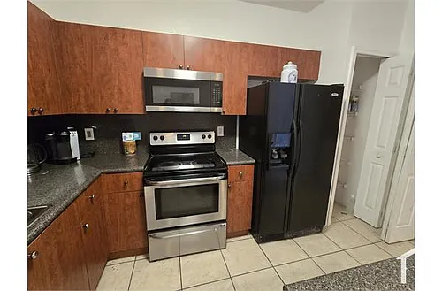 2955 SE 15th Ter Photo 1