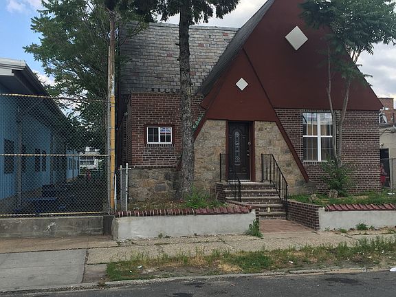 2nd image of 20300 109th Ave