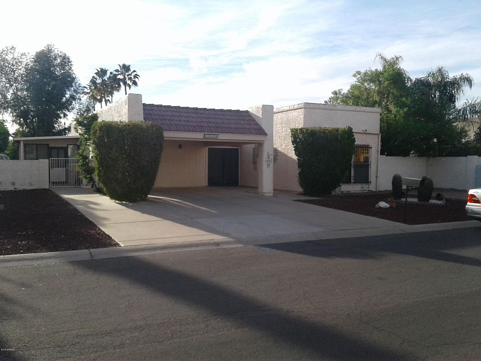1st image of 25456 S Truro Dr
