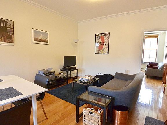 2nd image of 434 Clermont Ave APT 3