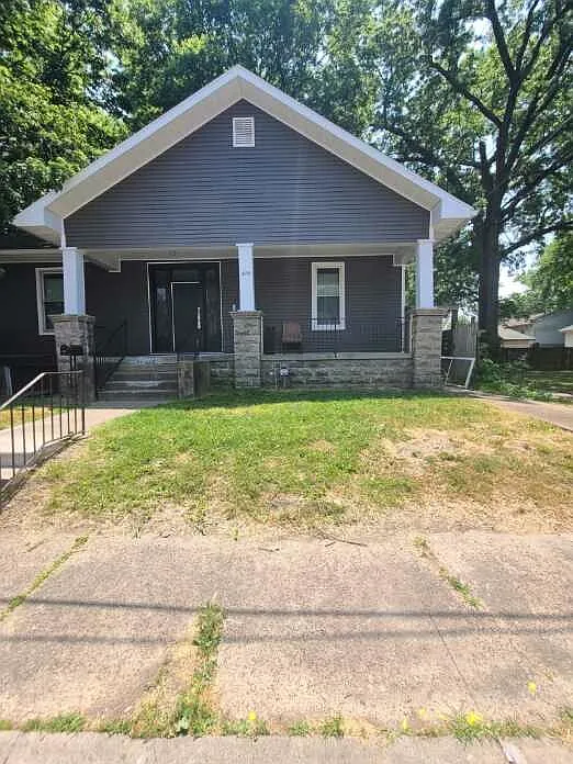 3 bed, 1260 sqft, $850 — Photo 2