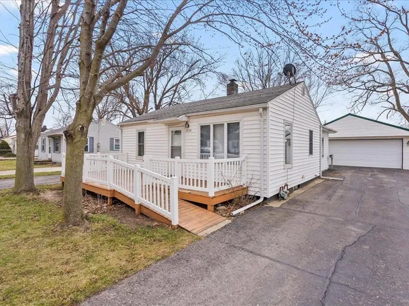 1026 Lake Ave, Evansdale, IA 50707