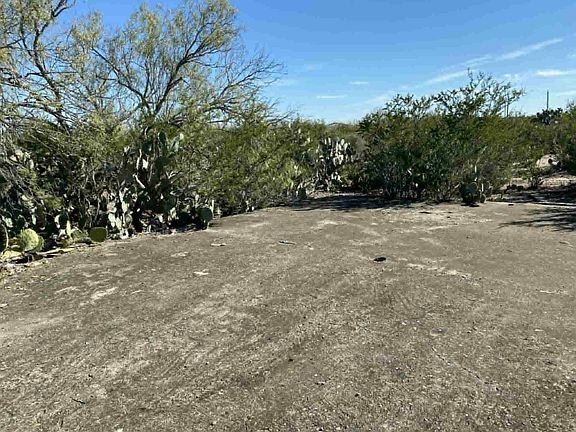 5th image of 509 Ranch Road 7152a