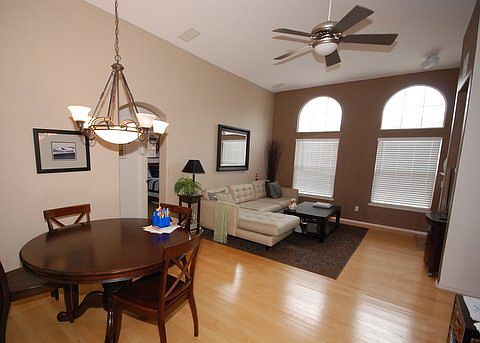 3rd image of 11414 Miro Cir