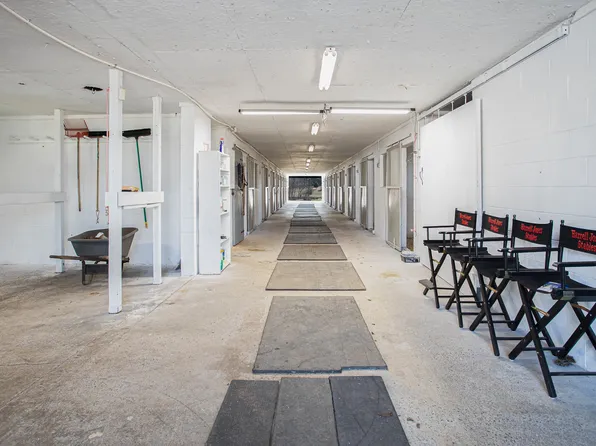 667 Frontier Rd, Sweetwater, TN 37874