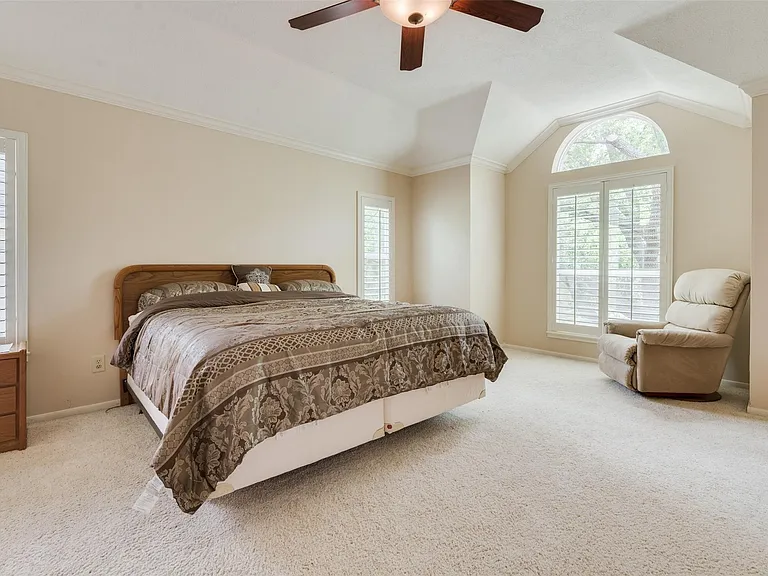 1703 Stemply Ct — Photo 33