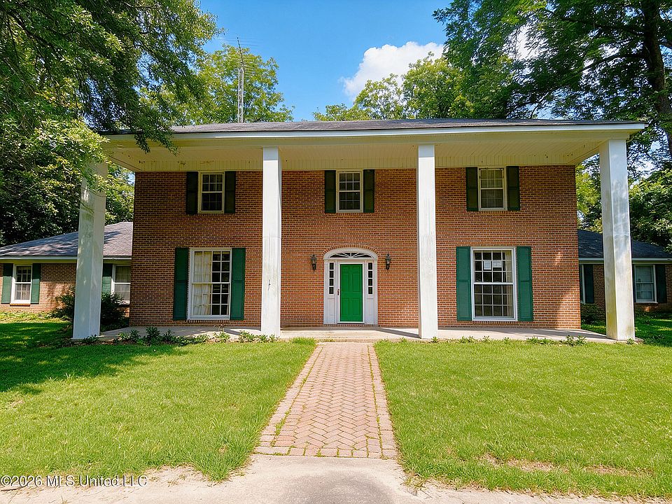 1st image of 107 Treadway Cir