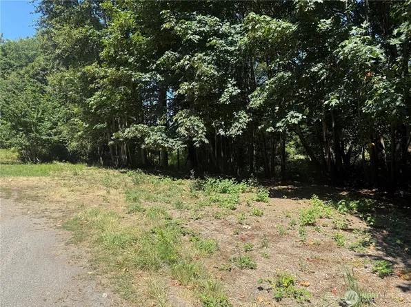 2009 E Ennis Creek Road, Port Angeles, WA 98362
