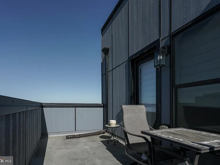 1632 K St NE #PENTHOUSE — Photo 70