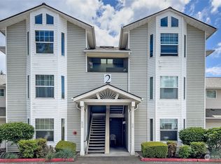 2001 120th Pl SE APT 2-303, Everett, WA