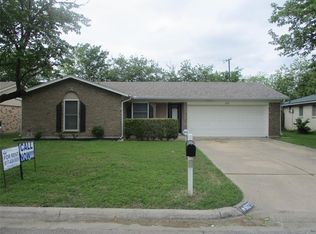 6075 Lalagray Ln, Watauga, TX 76148