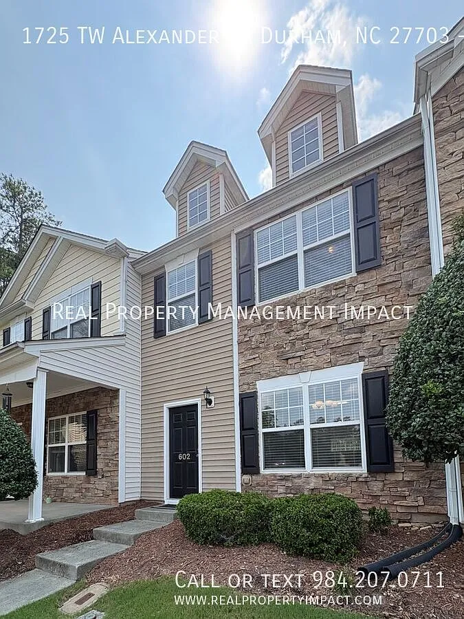 Move-In Ready 3-Bed 2.5-Bath Durham Townhome Minutes from RTP & Brier Creek — Photo 4