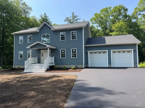 1269 Bartlett St, New Bedford, MA 02745