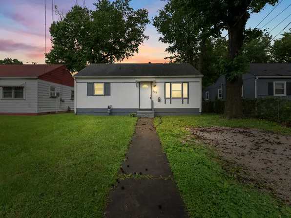 903 S 45th St, Louisville, KY 40211