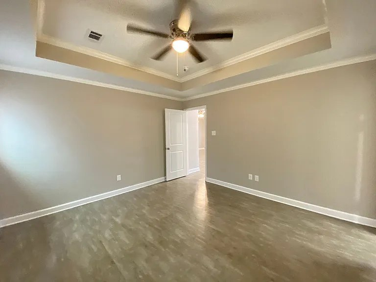 413 Sparrow Rd — Photo 11