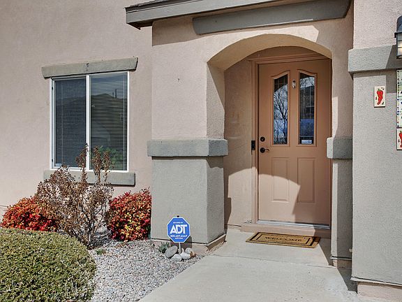 4th image of 5427 Darlington Pl NW