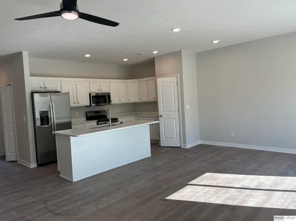 1701 Northland Dr, David City, NE 68632