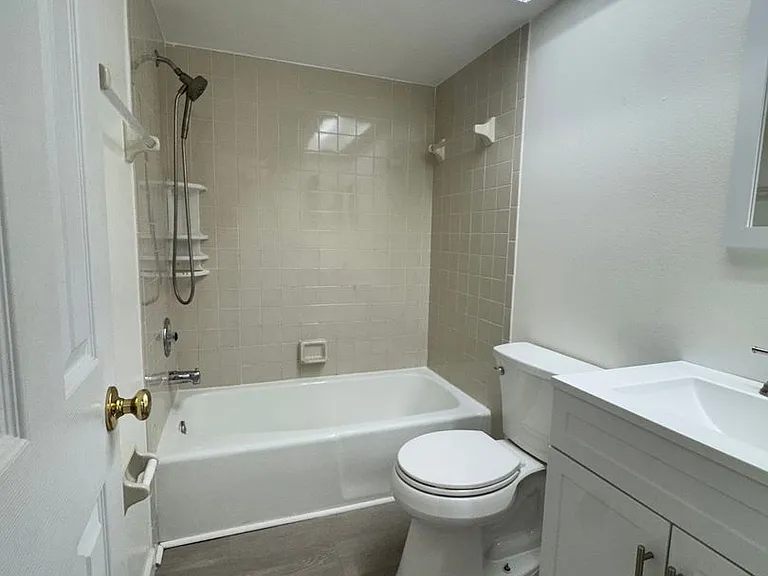 5368 Royal Palm Ave — Photo 18