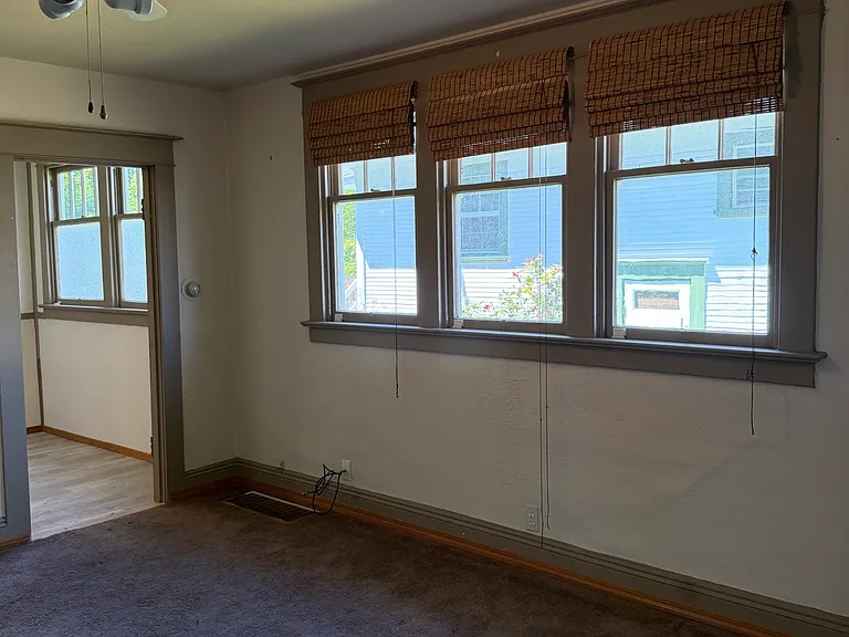 933 SE 45th Ave — Photo 15