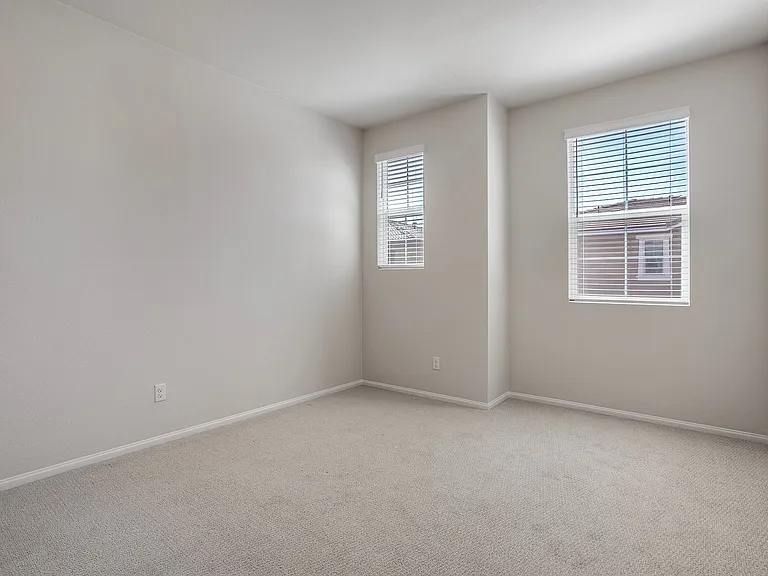 40530 Melrose Dr — Photo 19