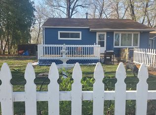 438 Ridge Rd, East Moline, IL 61244