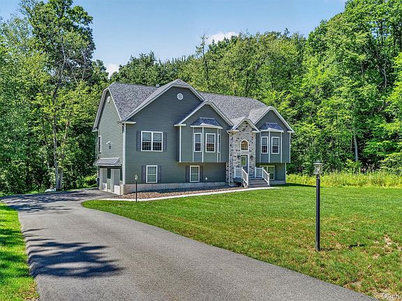 2nd image of 15 Alpine Lane
