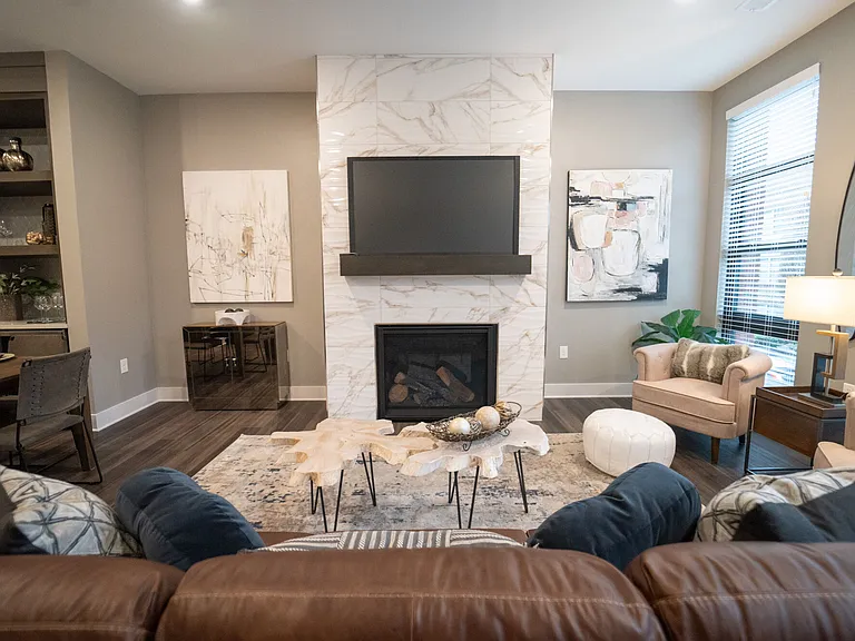 Chandler Residences — Photo 31